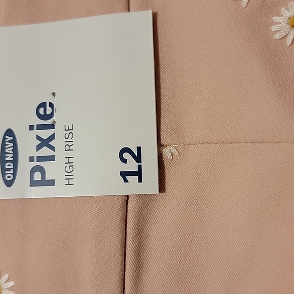 Old Navy Pink Skinny Pants with Floral Embroidery - Picture 9 of 11